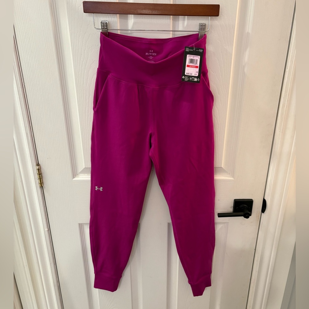 Under Armour Womens Pink fitted leggings